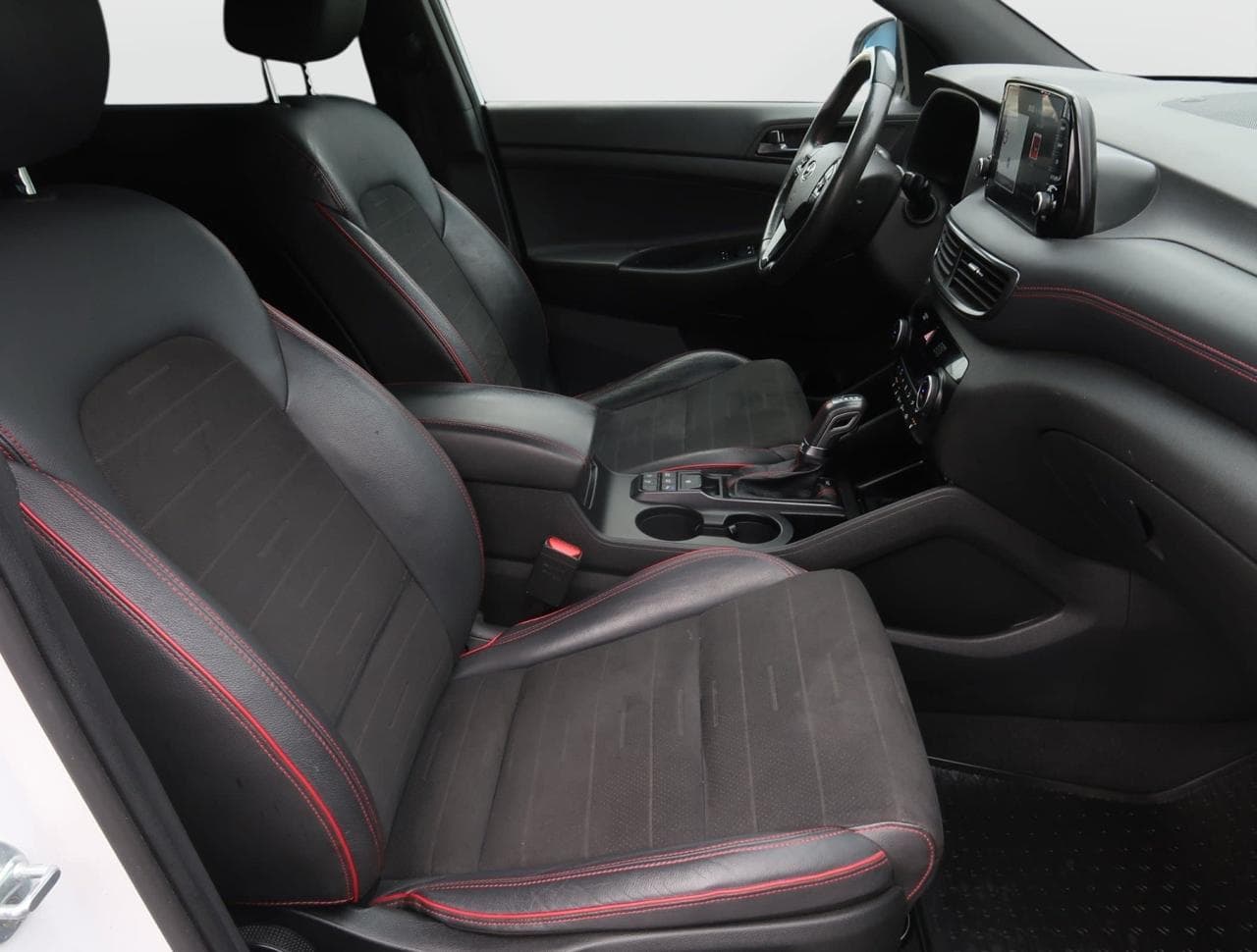 2019 Hyundai TUCSON - 12