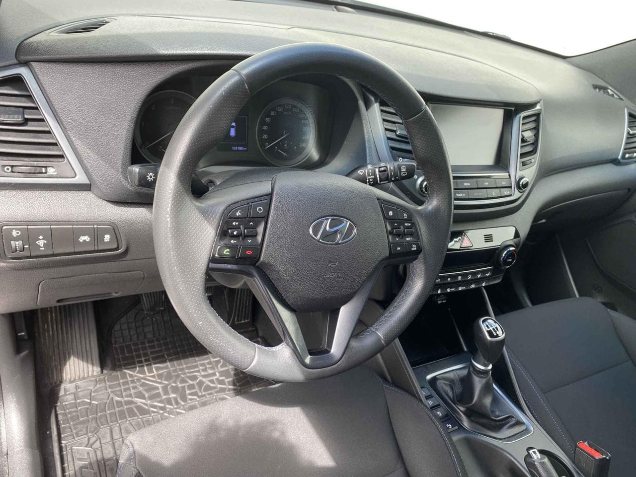 2018 Hyundai TUCSON - 21