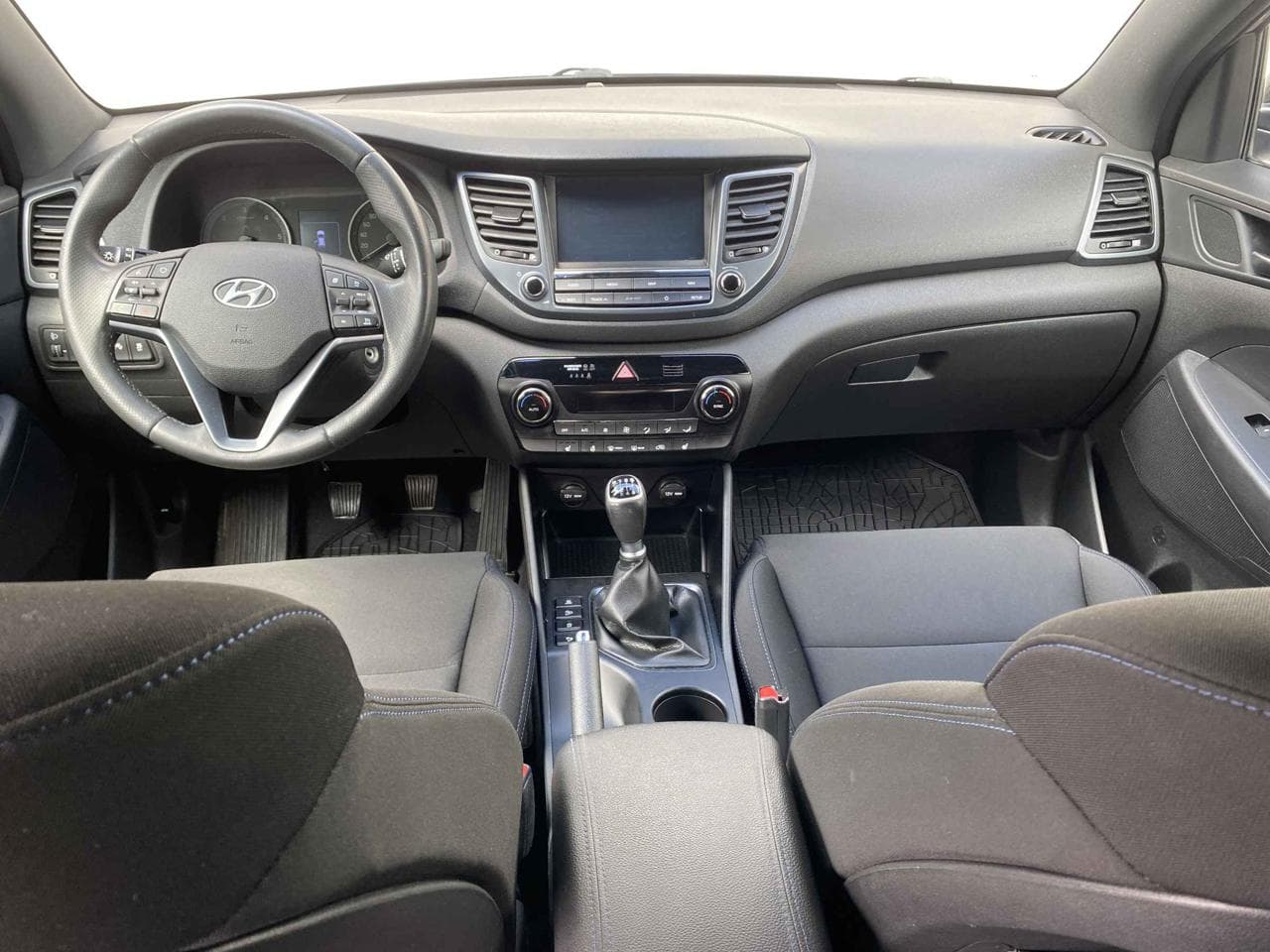 2018 Hyundai TUCSON - 11