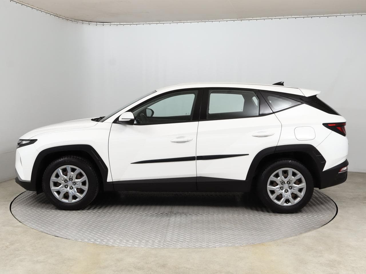 2021 Hyundai TUCSON - 4