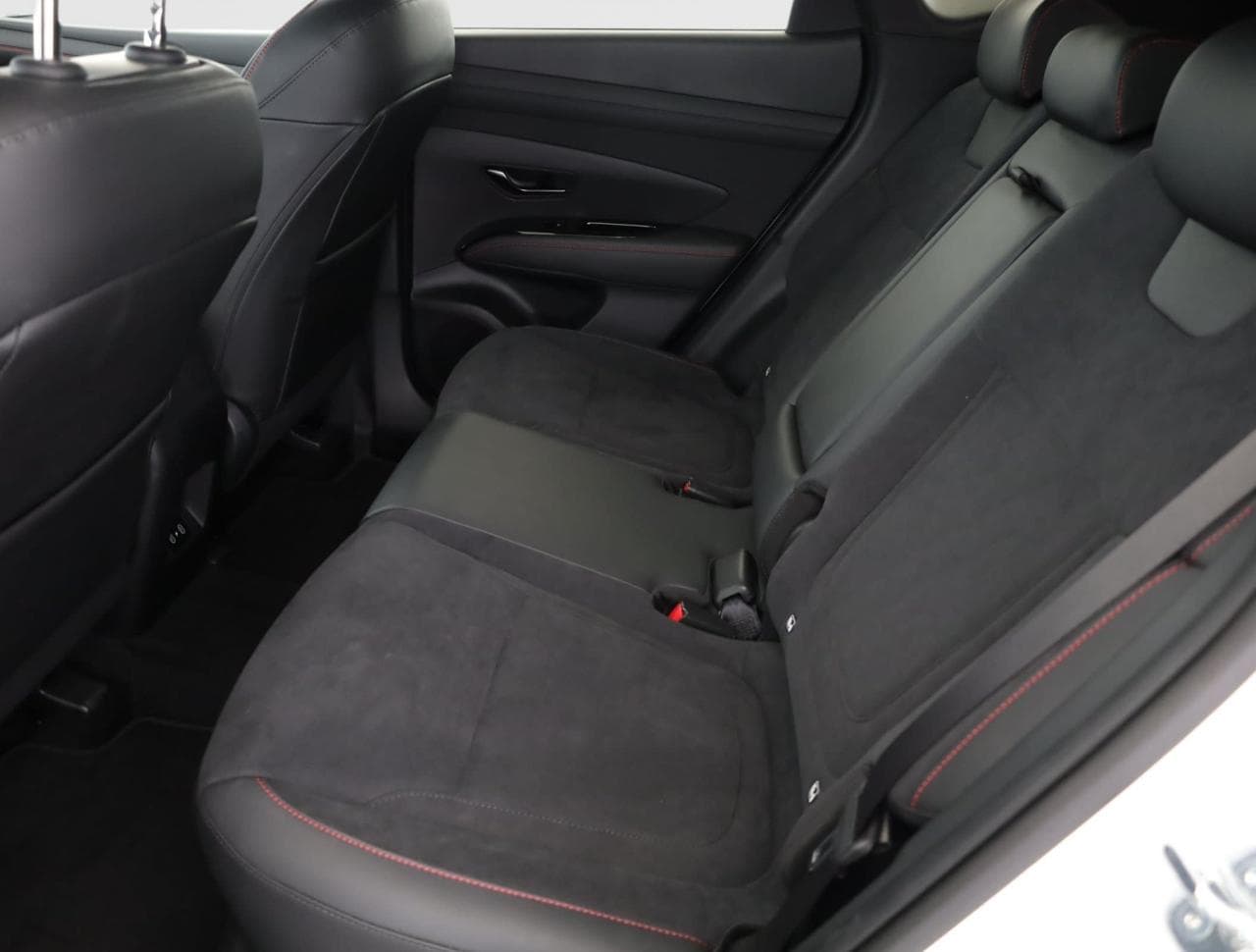 2025 Hyundai TUCSON - 12