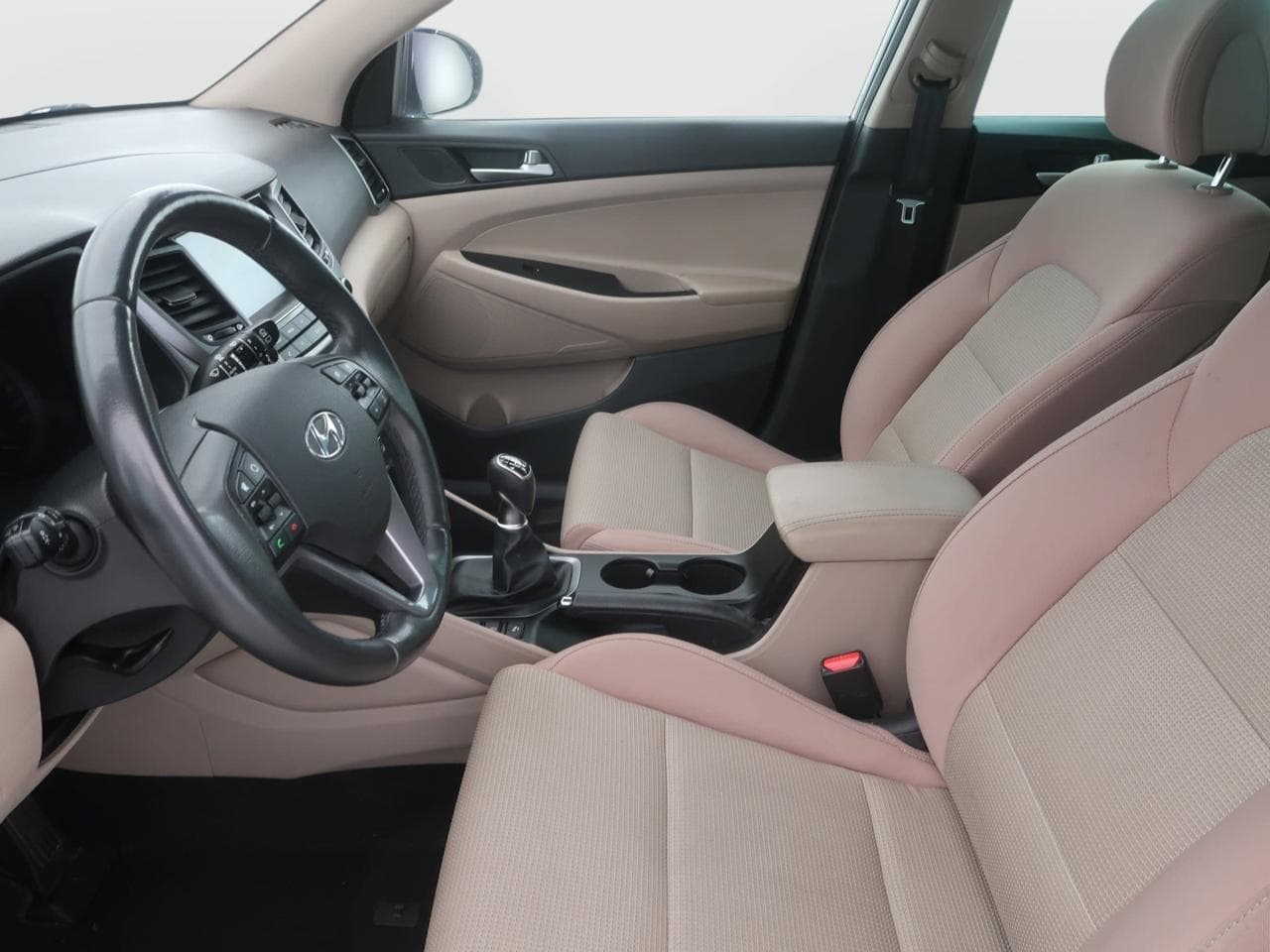 2016 Hyundai TUCSON - 23