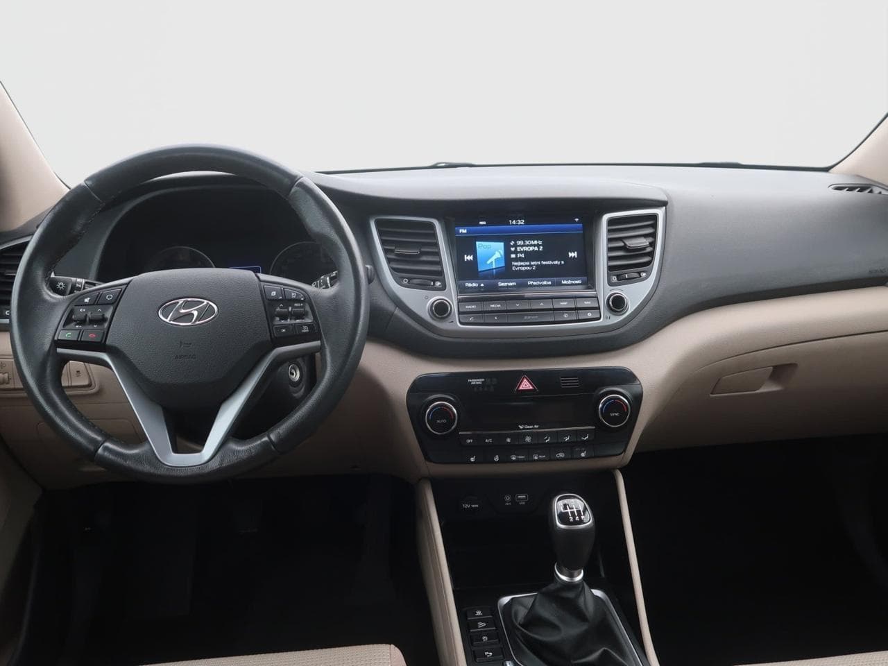 2016 Hyundai TUCSON - 11