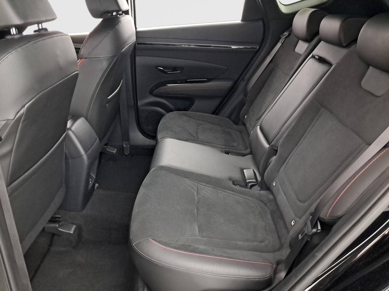 2022 Hyundai TUCSON - 25
