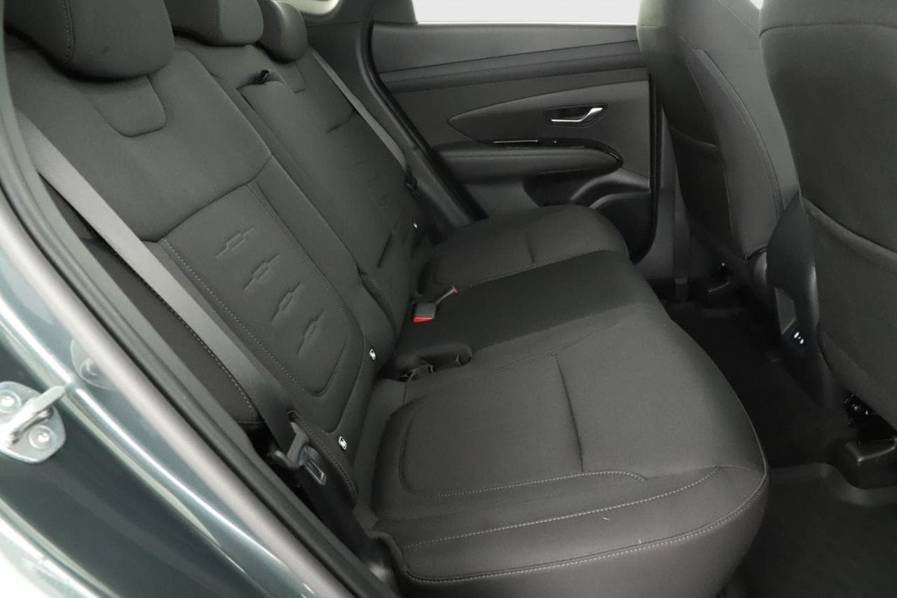 2024 Hyundai TUCSON - 18