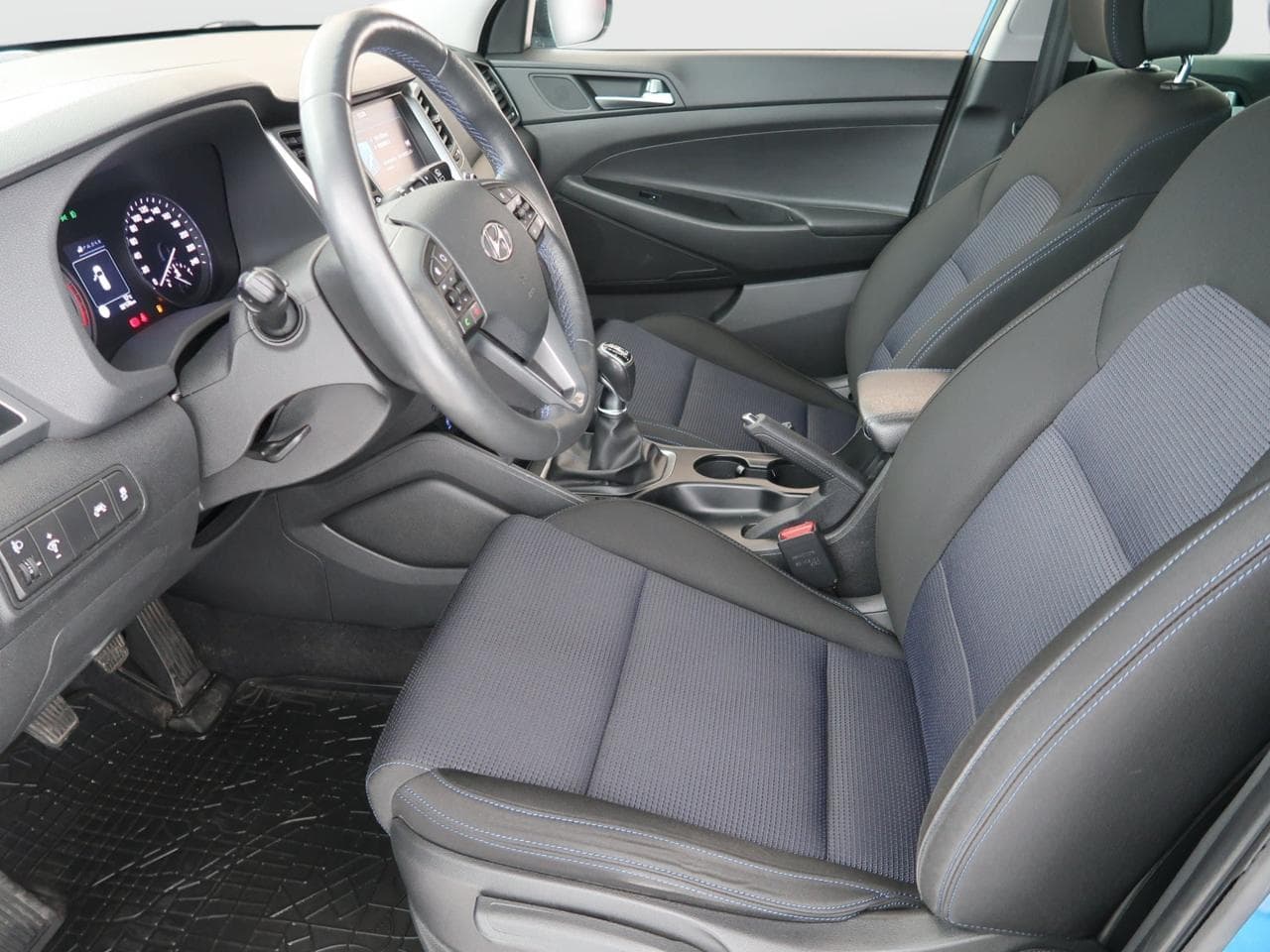 2016 Hyundai TUCSON - 23