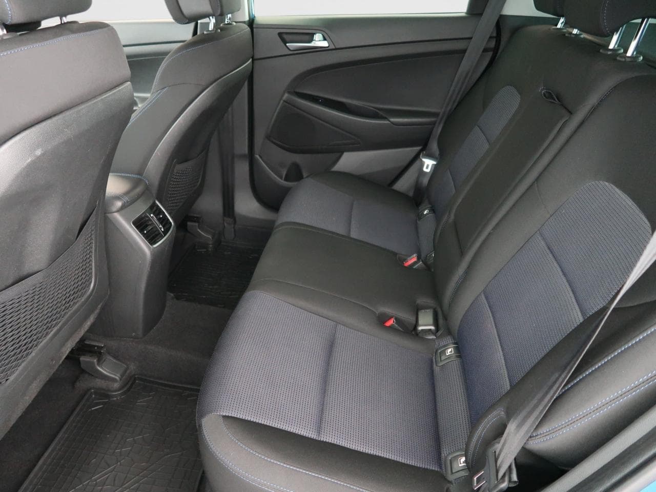 2016 Hyundai TUCSON - 21