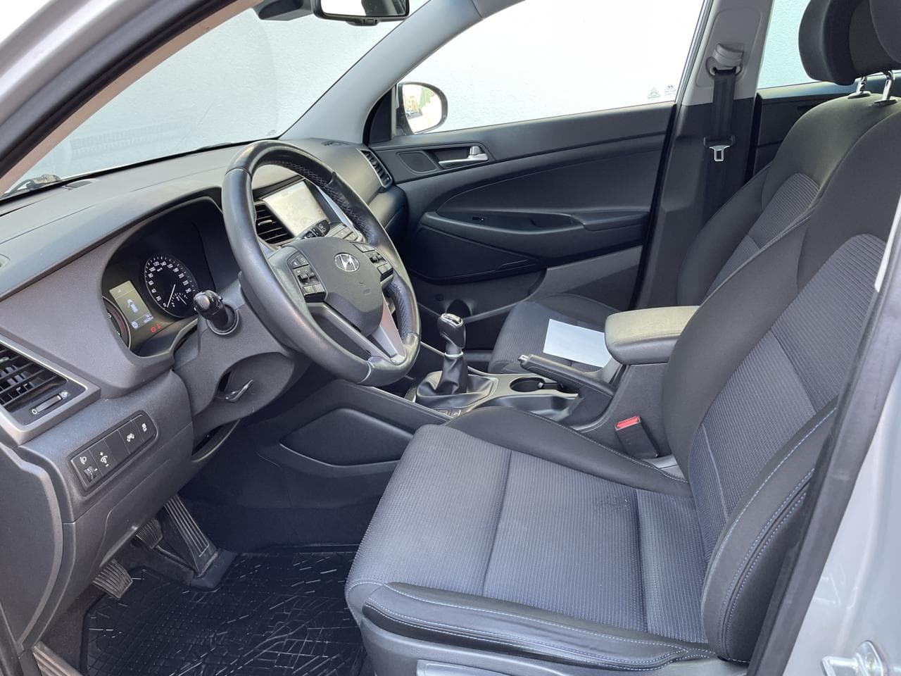 2017 Hyundai TUCSON - 14
