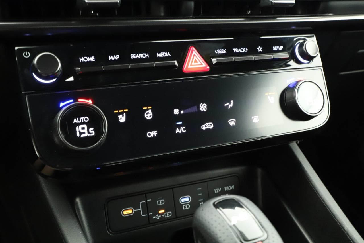 2025 Hyundai TUCSON - 30