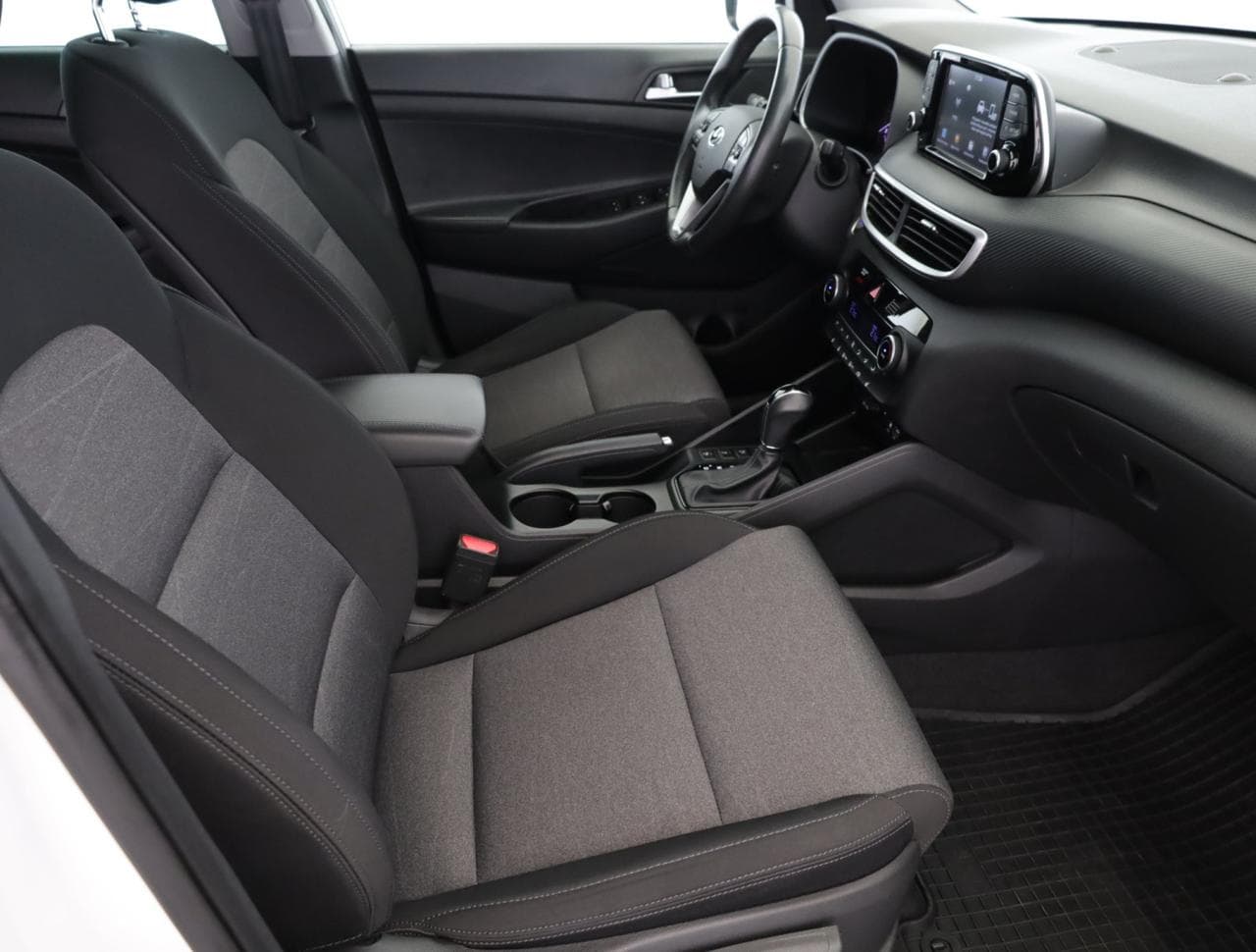 2020 Hyundai TUCSON - 19