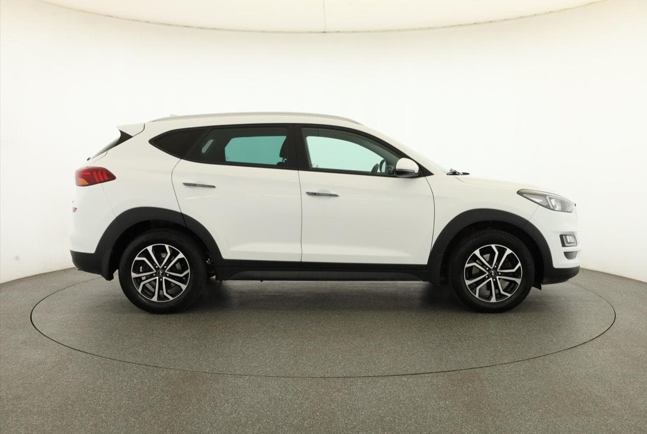 2020 Hyundai TUCSON - 15
