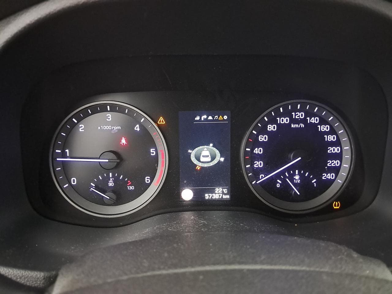 2017 Hyundai TUCSON - 32