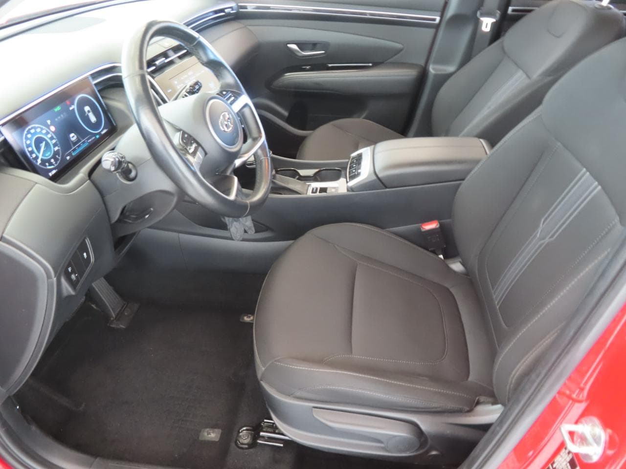 2022 Hyundai TUCSON - 31