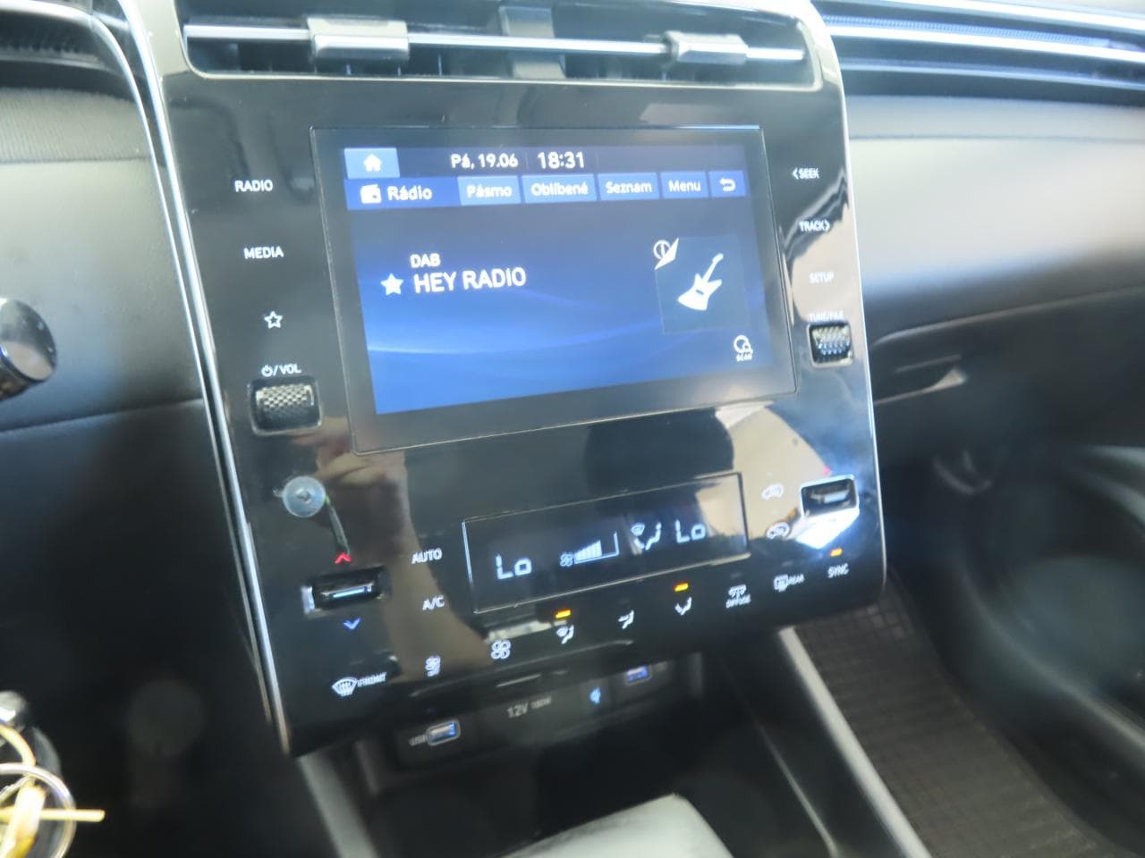 2022 Hyundai TUCSON - 33