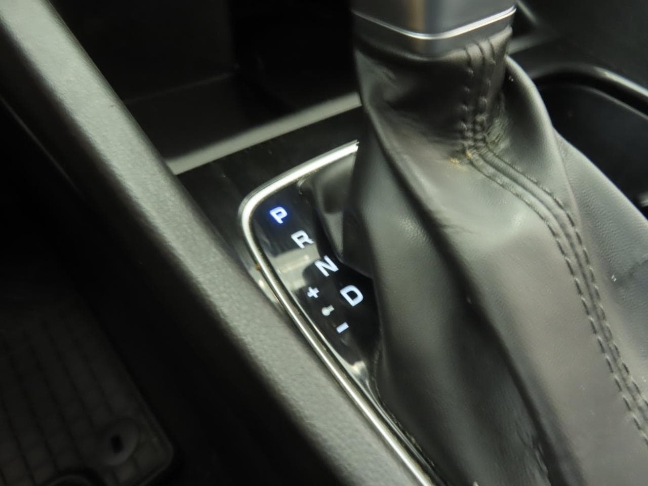 2022 Hyundai TUCSON - 35