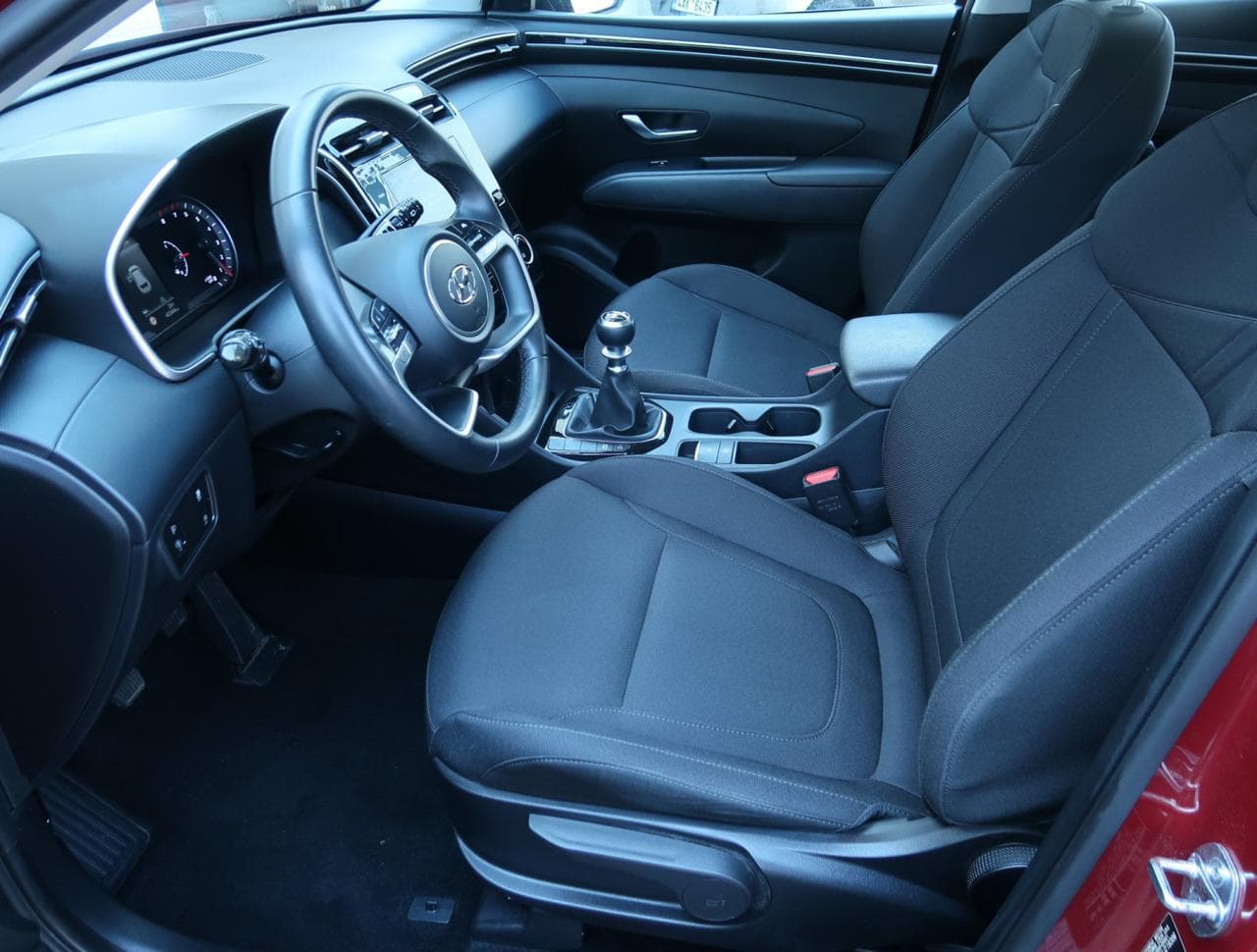 2022 Hyundai TUCSON - 30