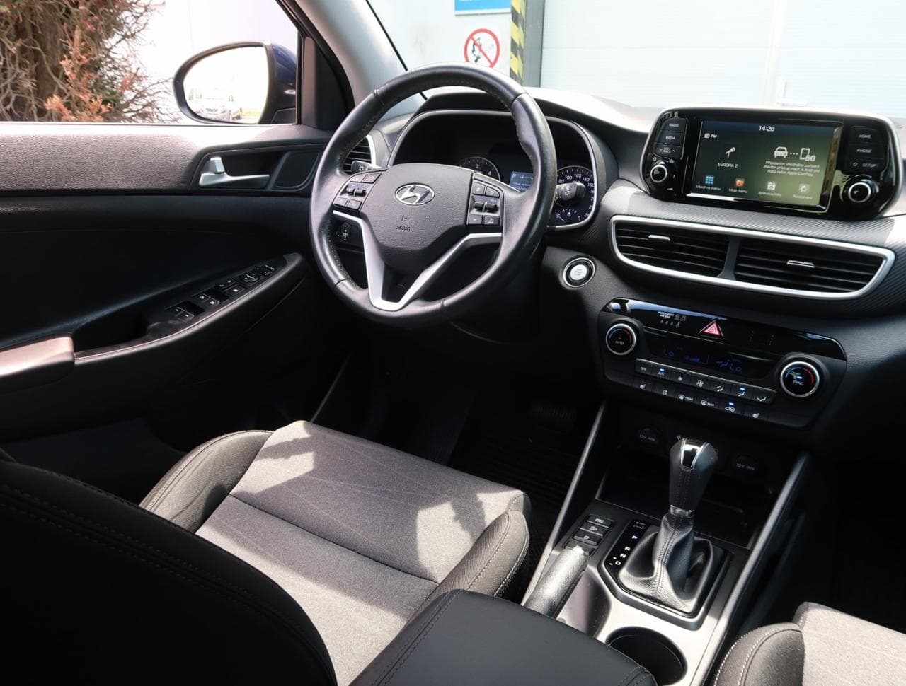 2019 Hyundai TUCSON - 15