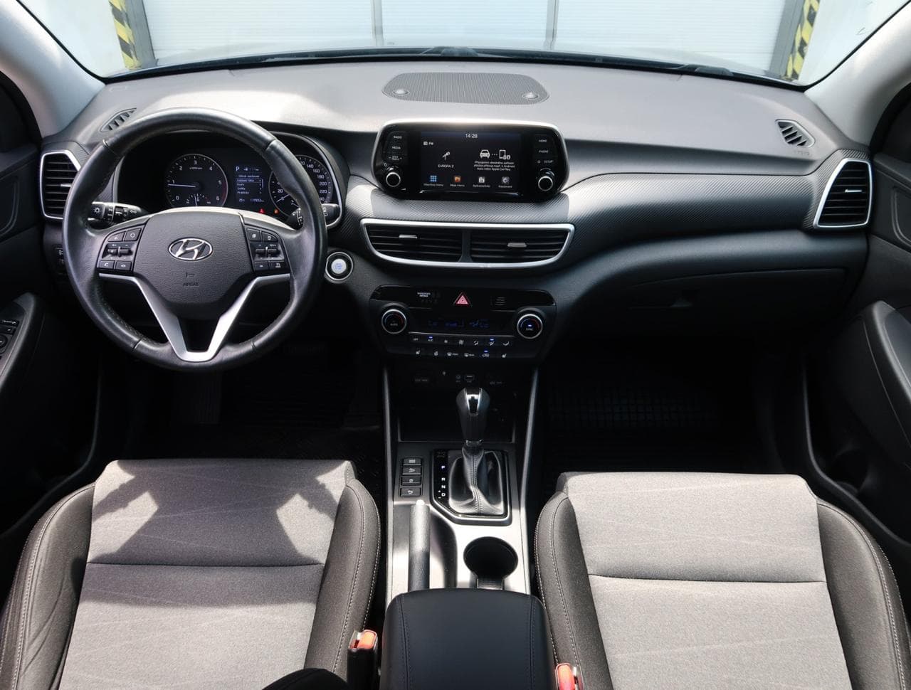 2019 Hyundai TUCSON - 17