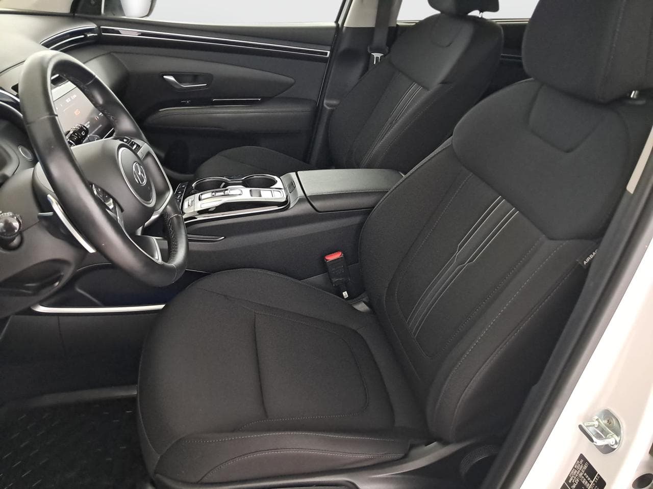 2022 Hyundai TUCSON - 30