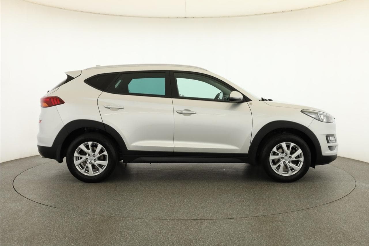 2020 Hyundai TUCSON - 13