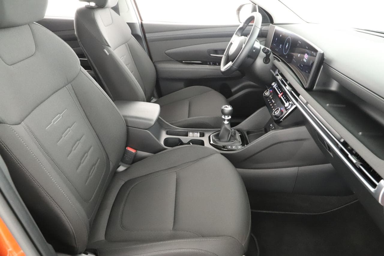 2025 Hyundai TUCSON - 15