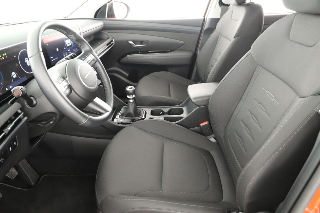 2025 Hyundai TUCSON - 21