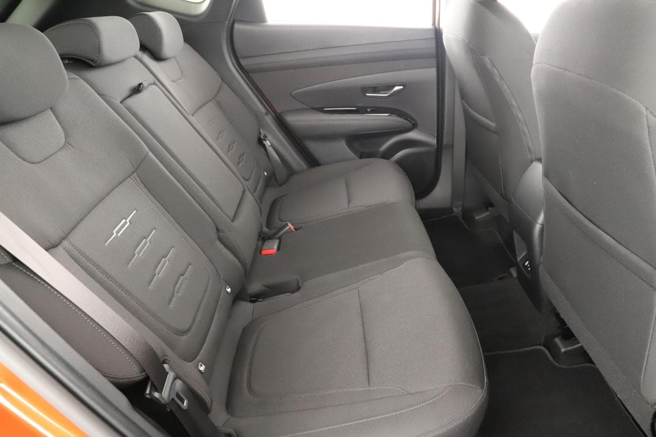 2025 Hyundai TUCSON - 17