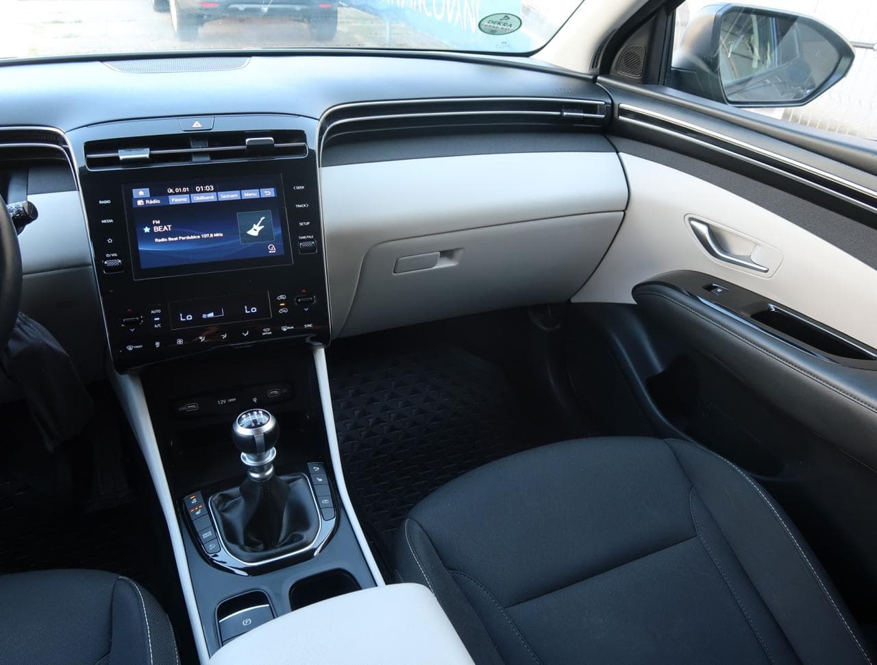 2022 Hyundai TUCSON - 11
