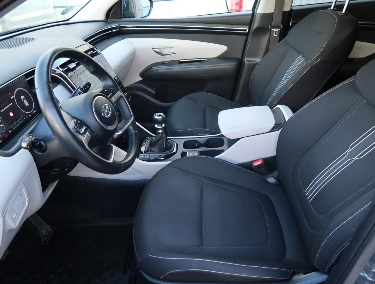 2022 Hyundai TUCSON - 16