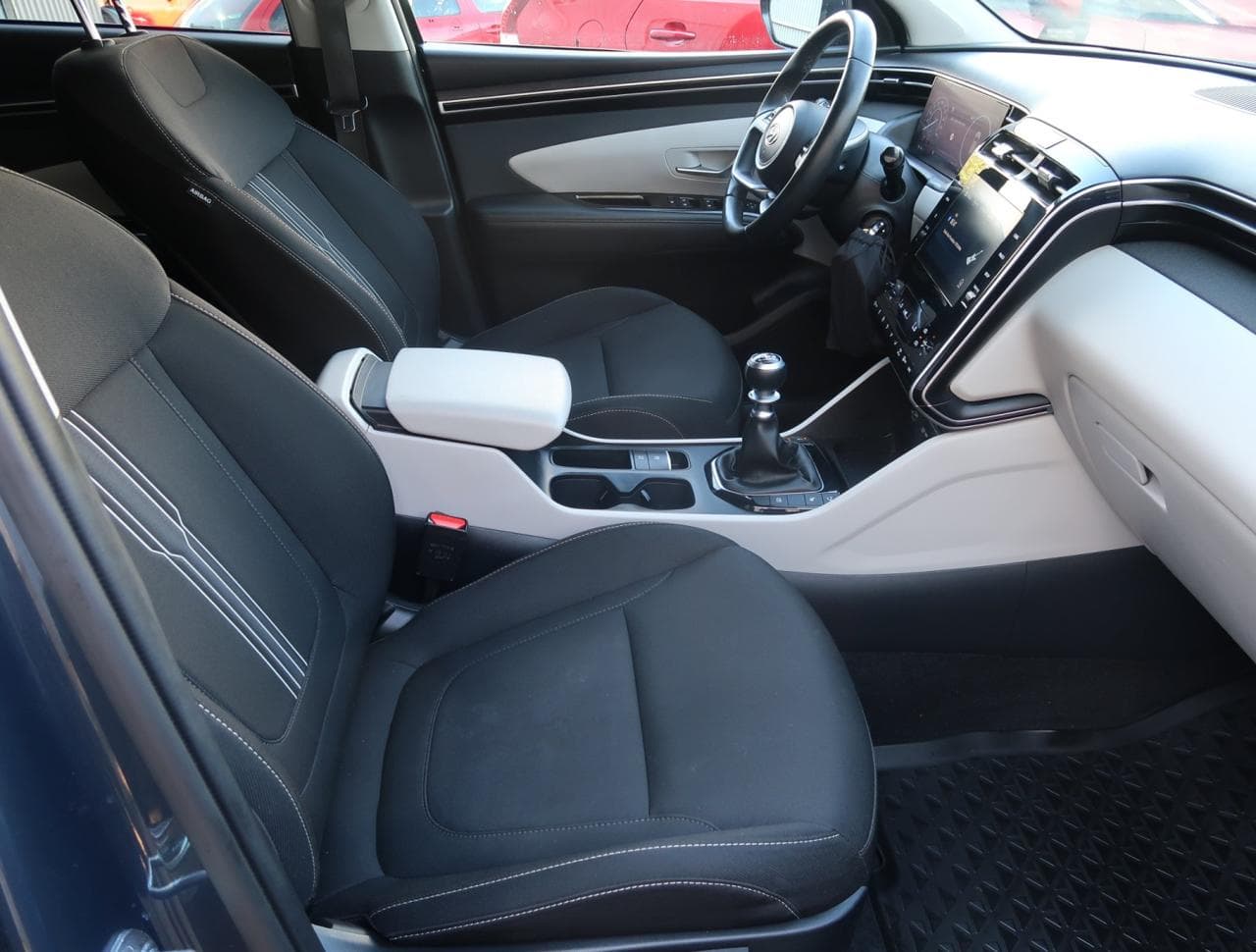 2022 Hyundai TUCSON - 12