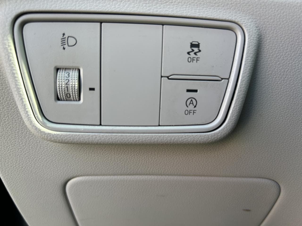 2022 Hyundai TUCSON - 32