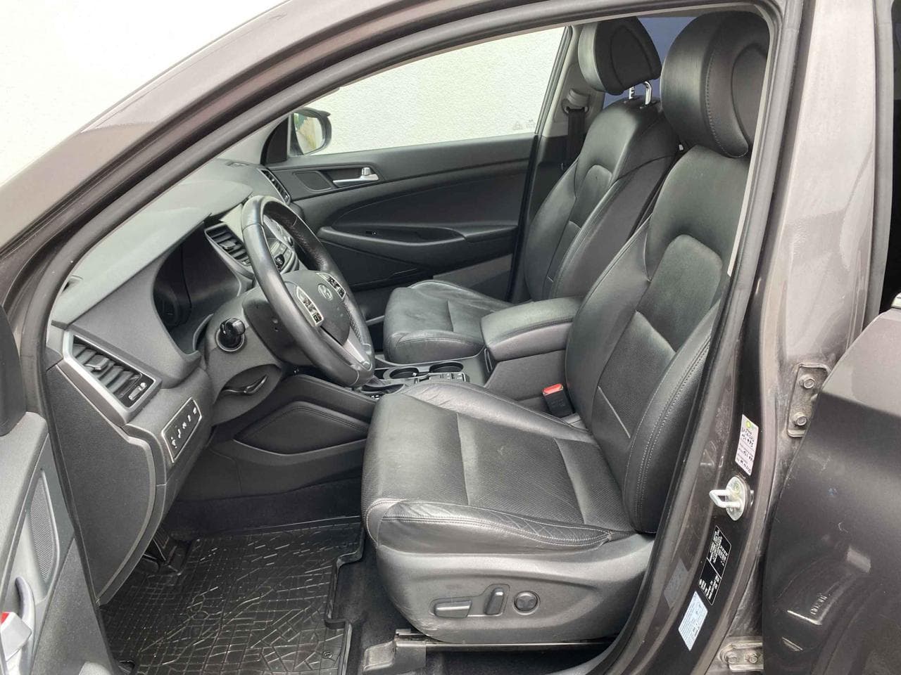 2017 Hyundai TUCSON - 16