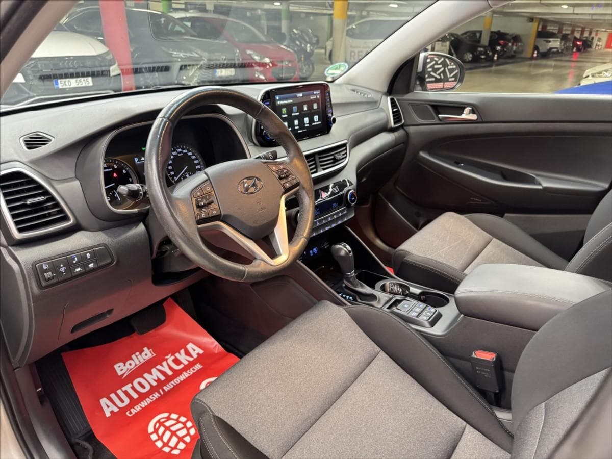 2019 Hyundai TUCSON - 17