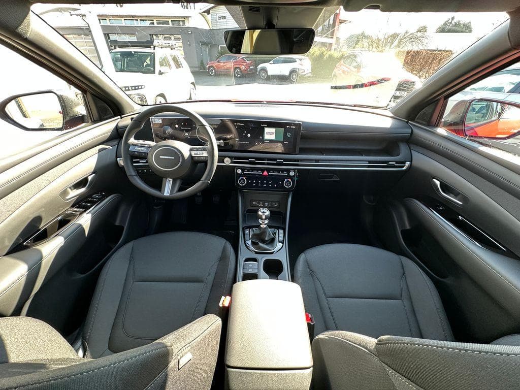 Hyundai TUCSON - 8