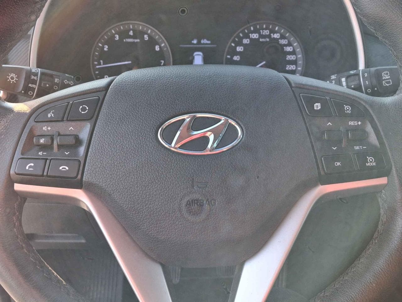 2020 Hyundai TUCSON - 37