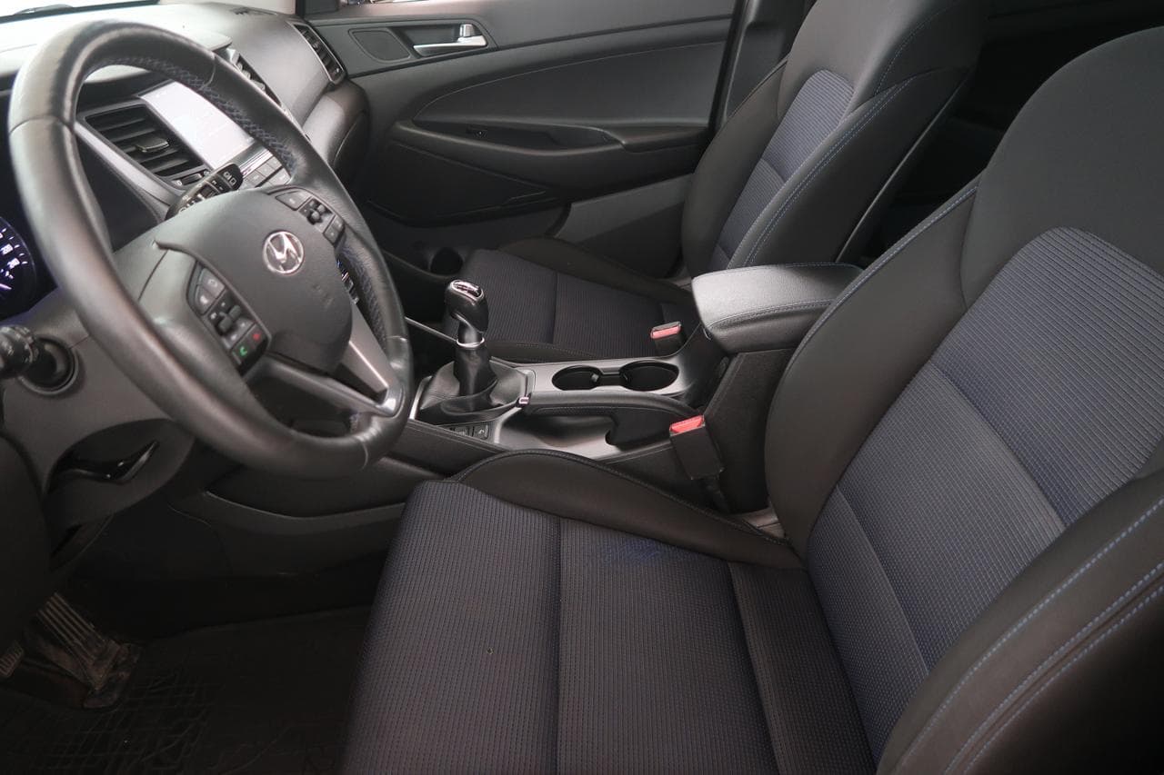 2016 Hyundai TUCSON - 31