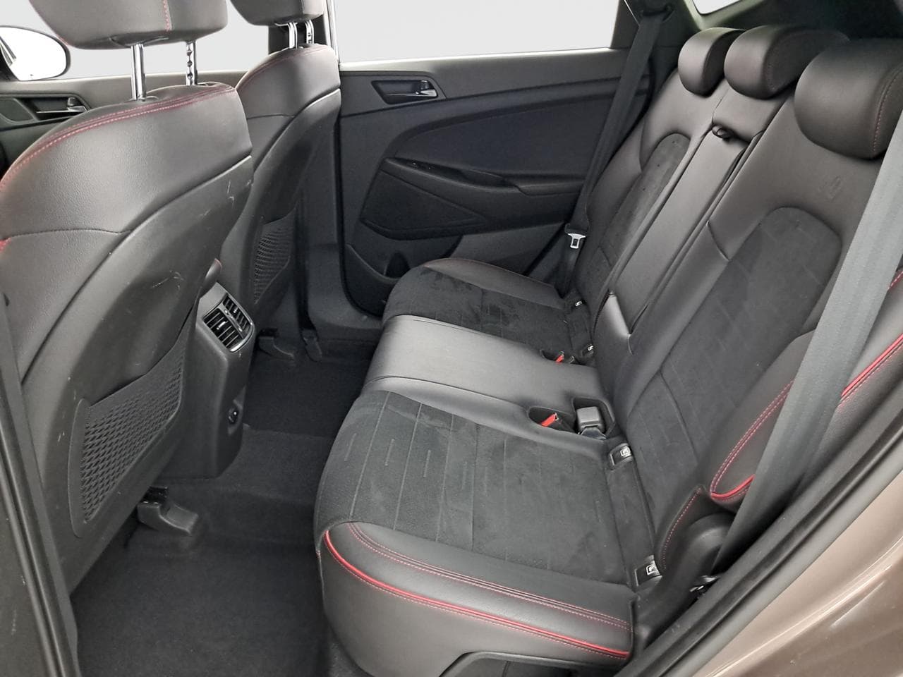 2020 Hyundai TUCSON - 14