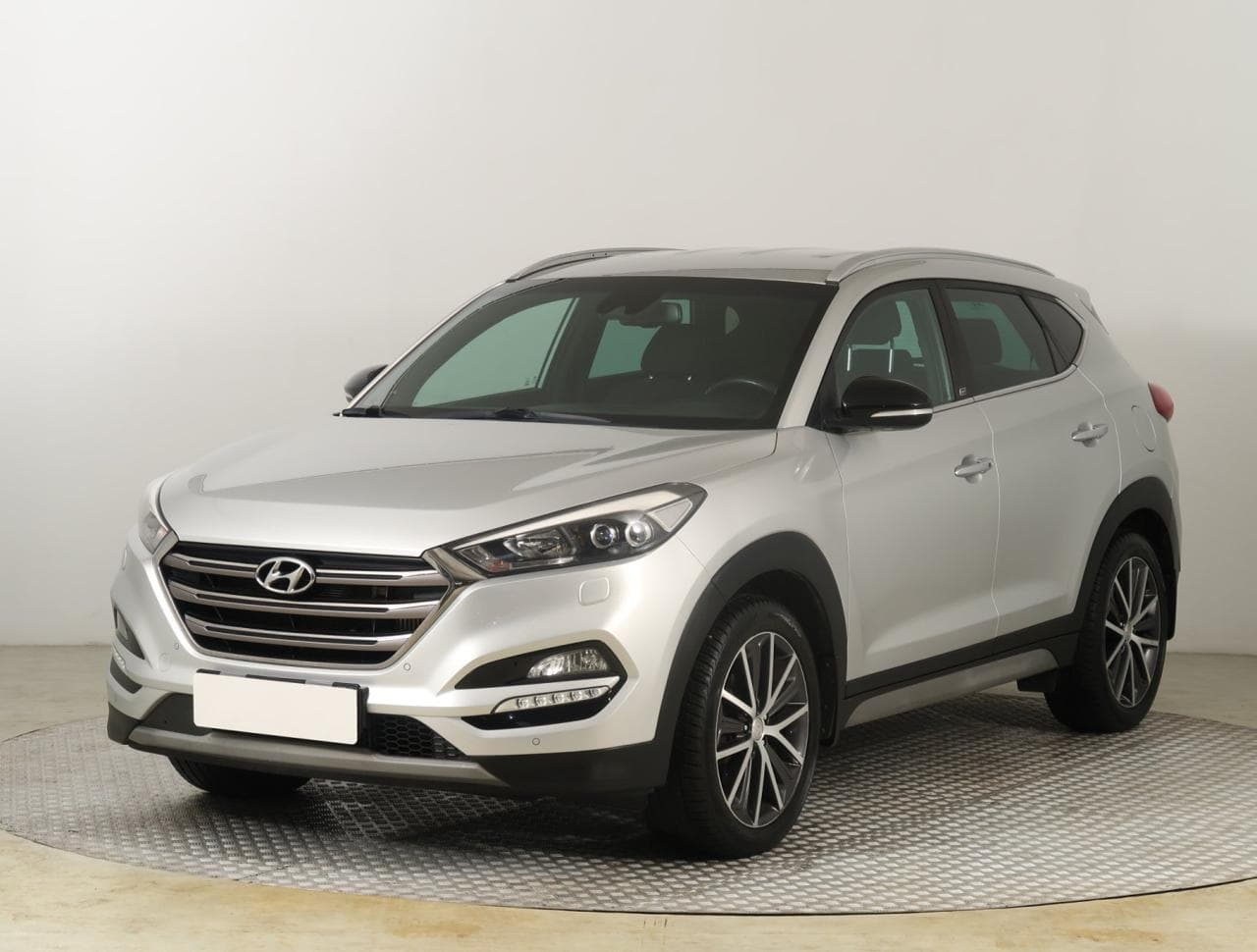 2018 Hyundai TUCSON - 3