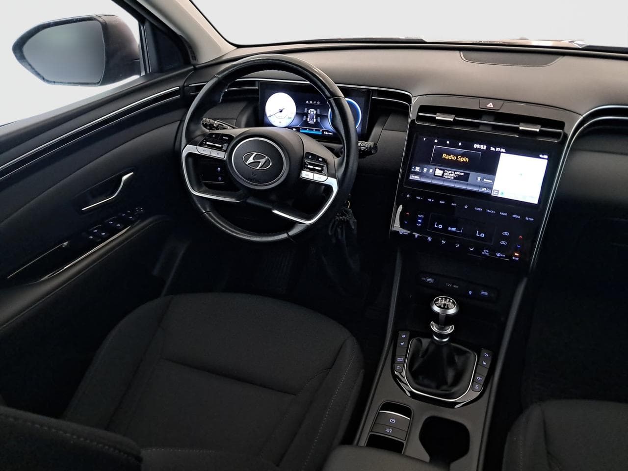 2022 Hyundai TUCSON - 15