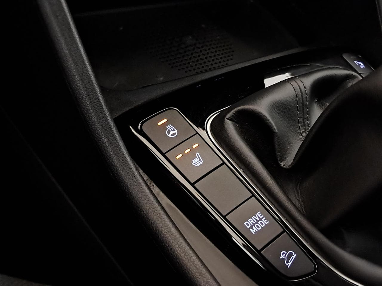 2022 Hyundai TUCSON - 37