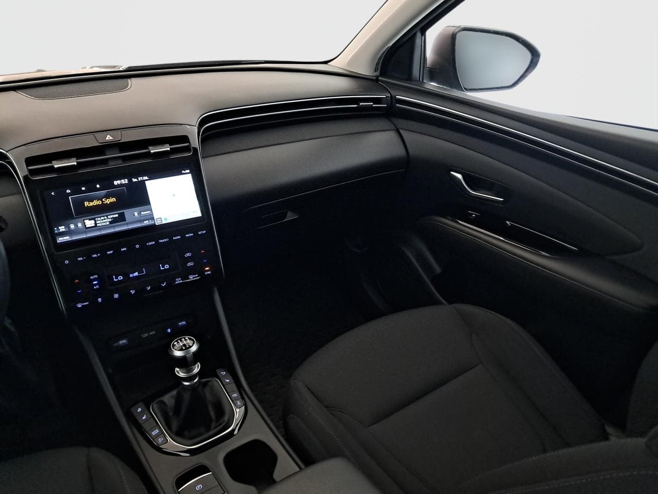 2022 Hyundai TUCSON - 17