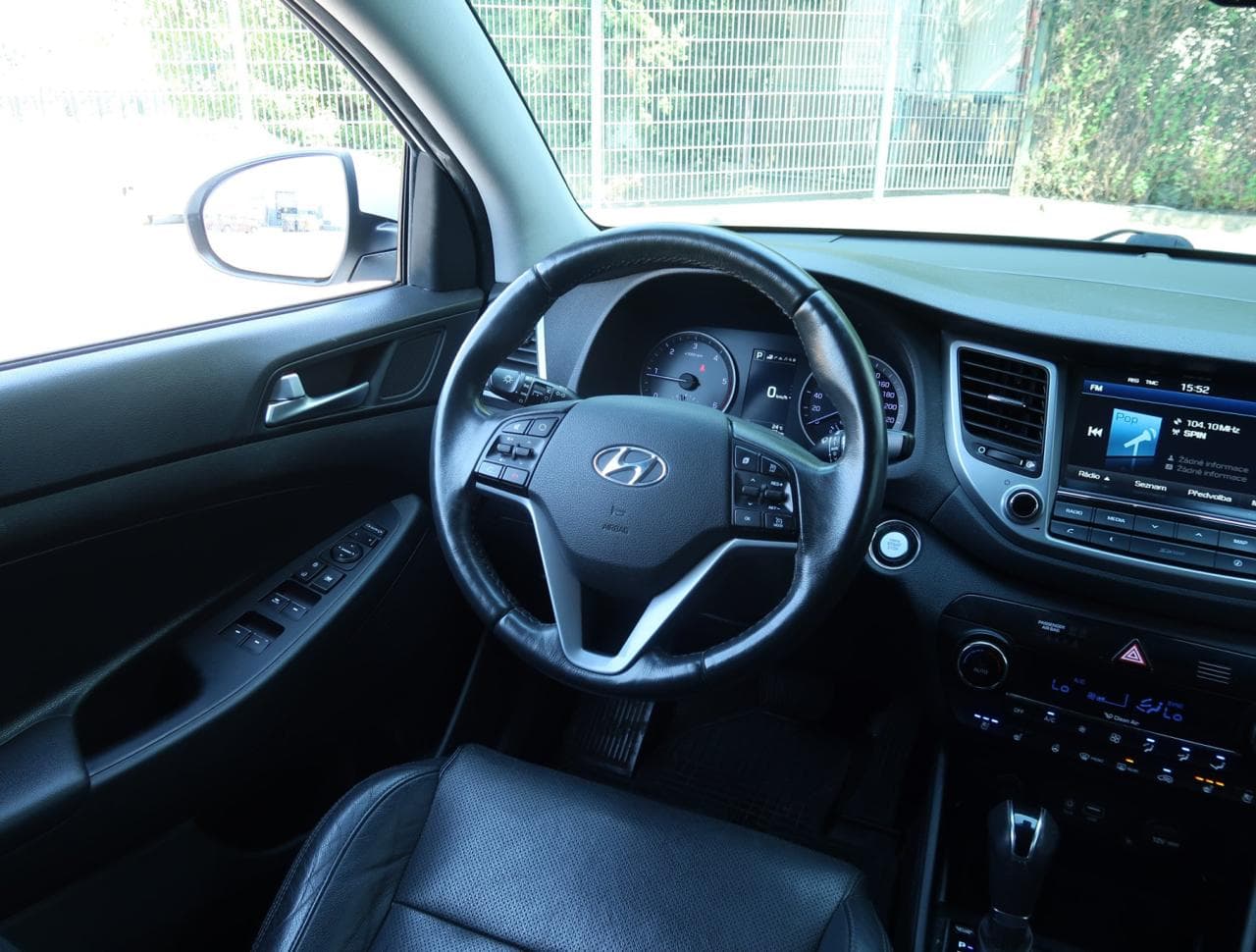2016 Hyundai TUCSON - 17