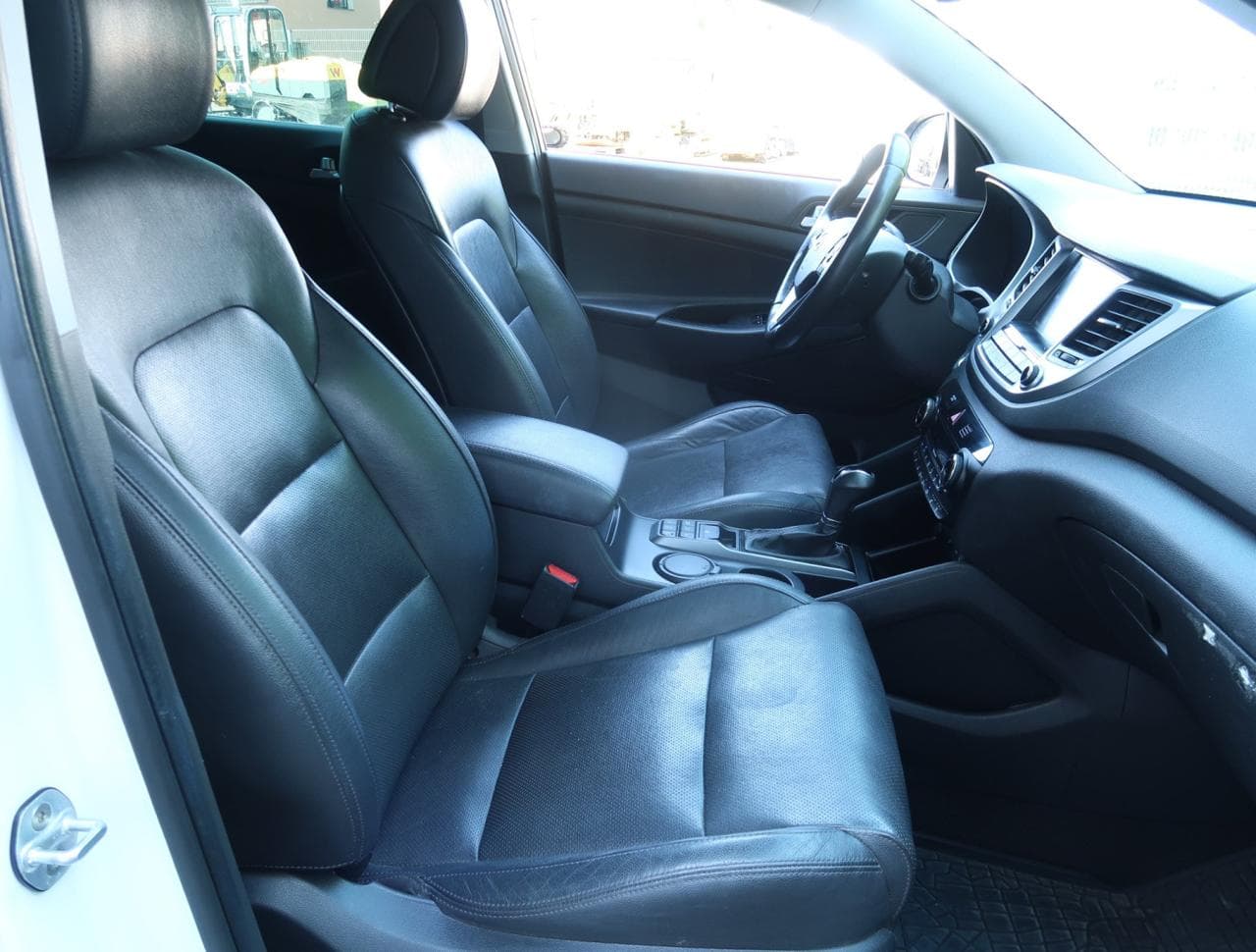 2016 Hyundai TUCSON - 23