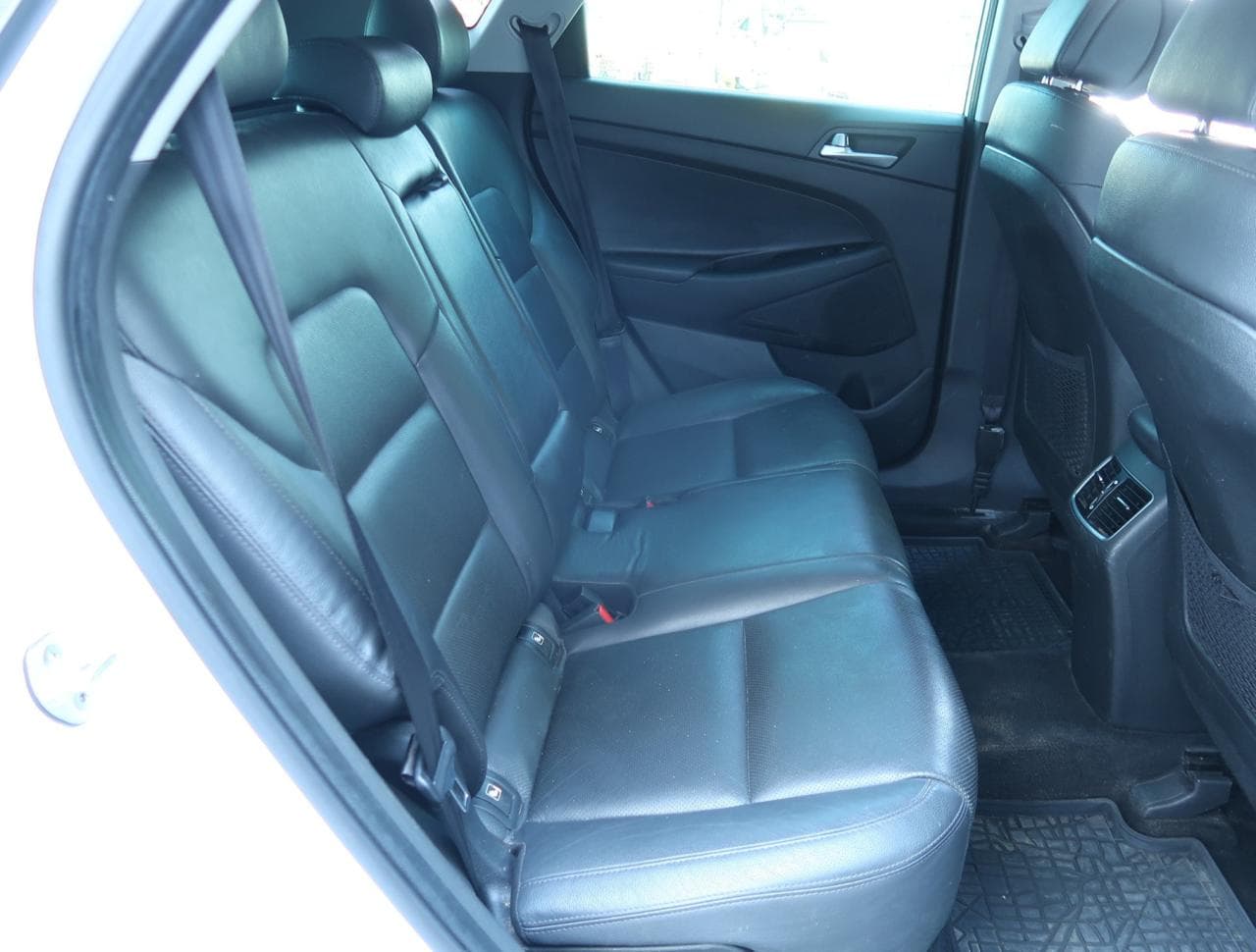 2016 Hyundai TUCSON - 25