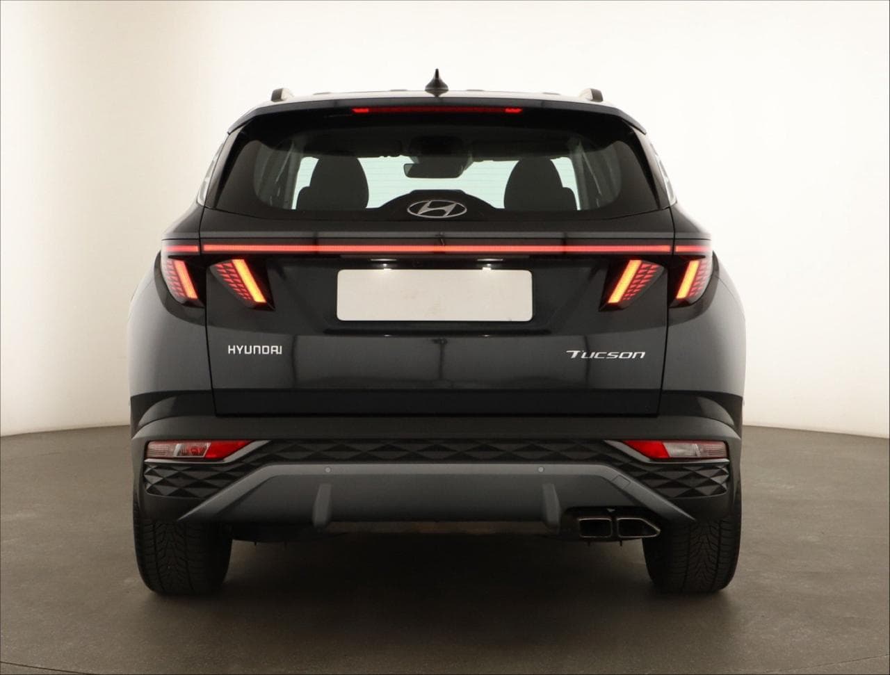 2023 Hyundai TUCSON - 11