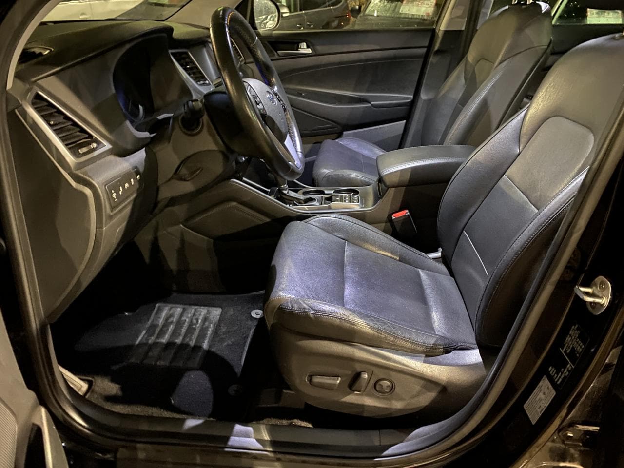 2016 Hyundai TUCSON - 16