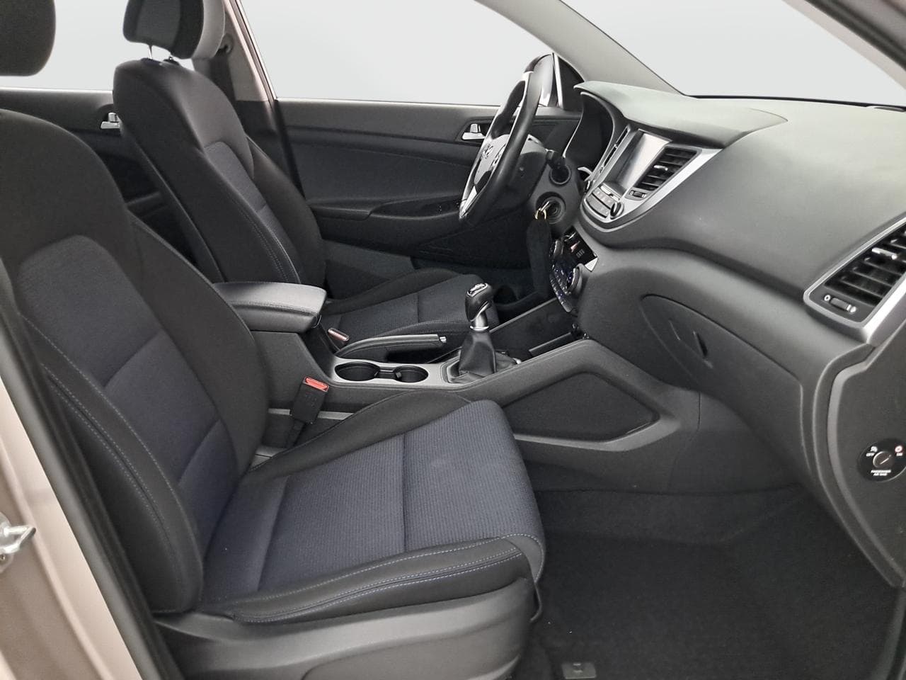 2016 Hyundai TUCSON - 17