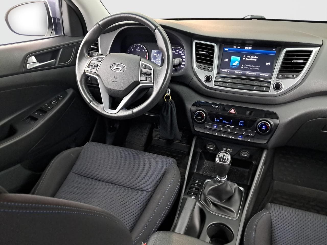 2016 Hyundai TUCSON - 9