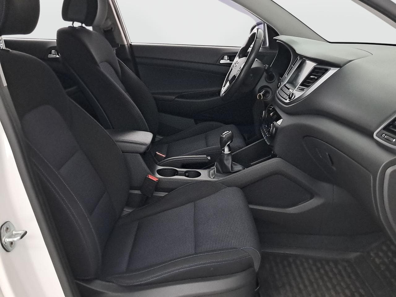 2016 Hyundai TUCSON - 12