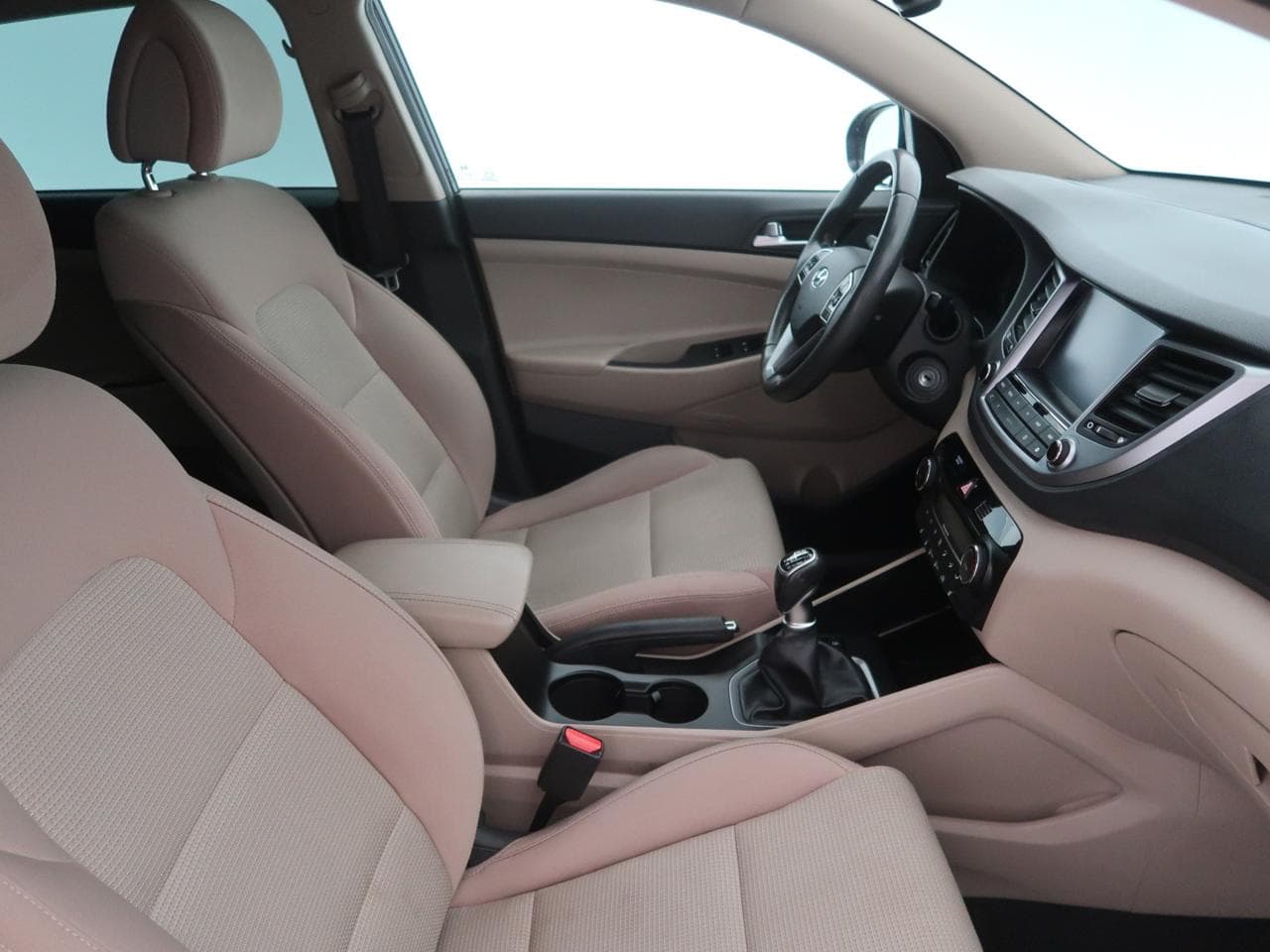 2016 Hyundai TUCSON - 12